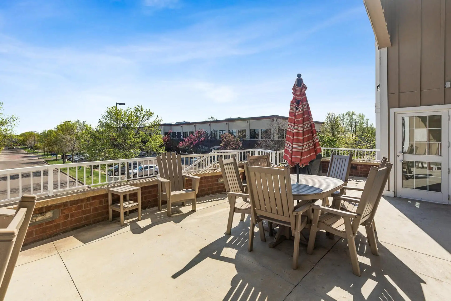 649 Old Highway 8 , New Brighton, MN 55112