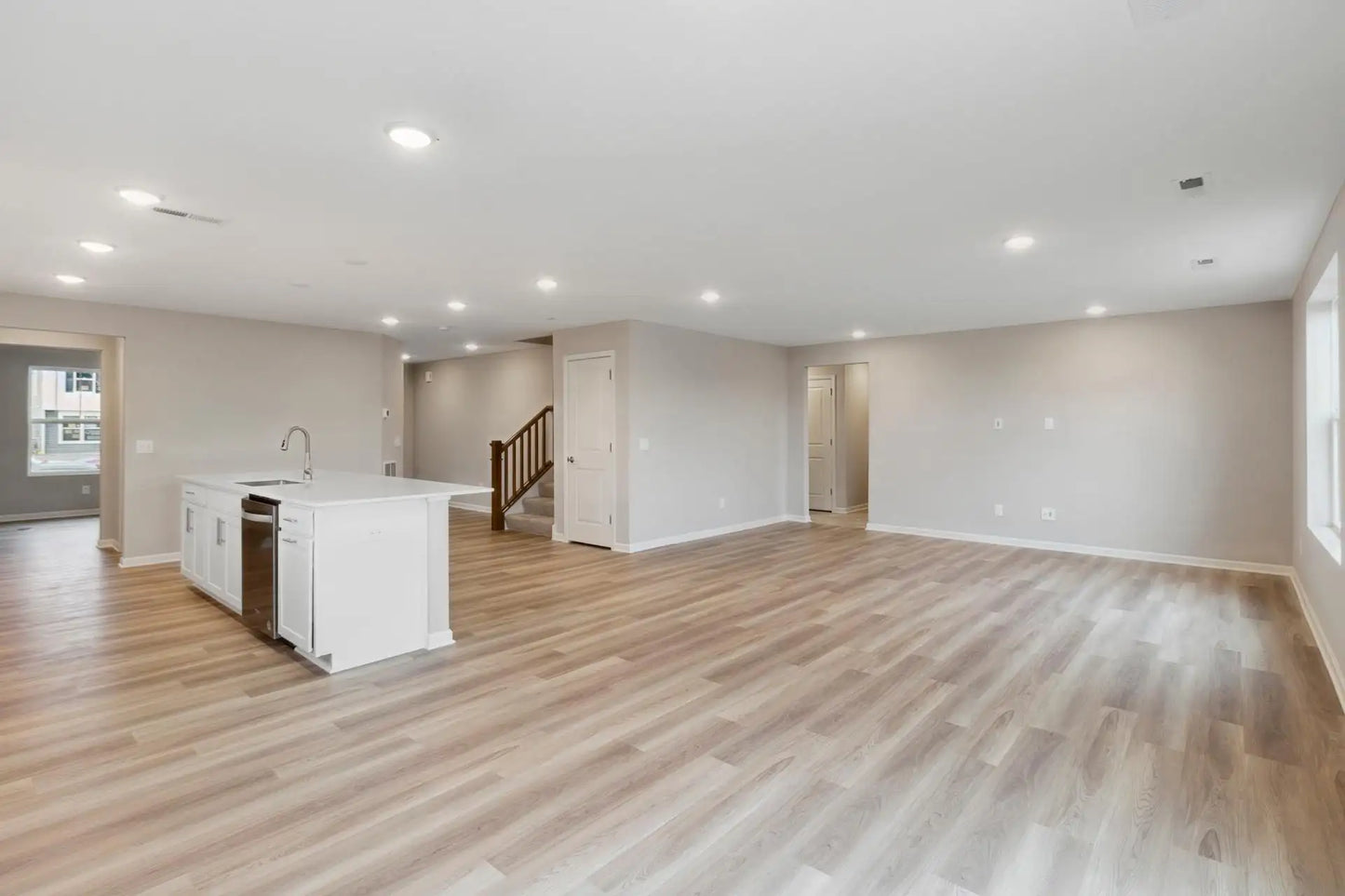 12722 Kinghorn Lane, Rogers, MN 55374