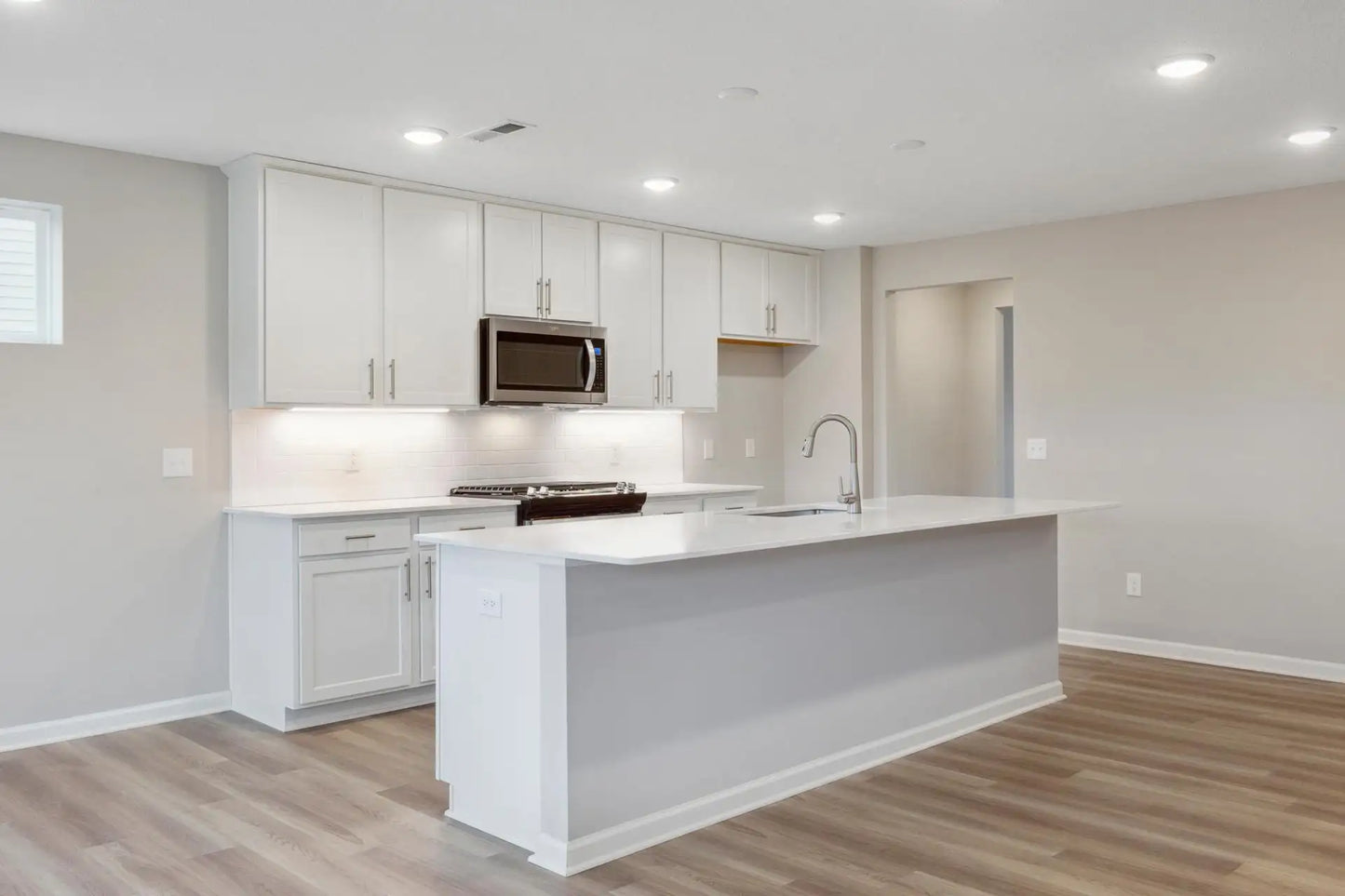 12722 Kinghorn Lane, Rogers, MN 55374