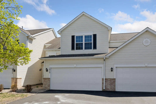 1515 Yorkshire Lane, Shakopee, MN 55379