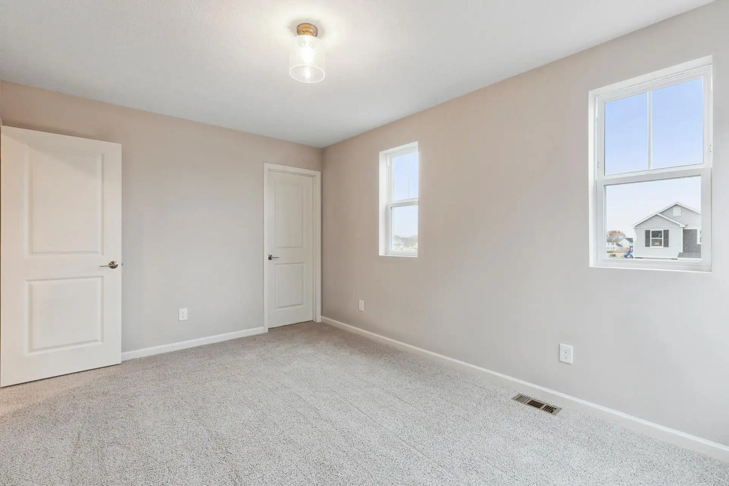 12722 Kinghorn Lane, Rogers, MN 55374